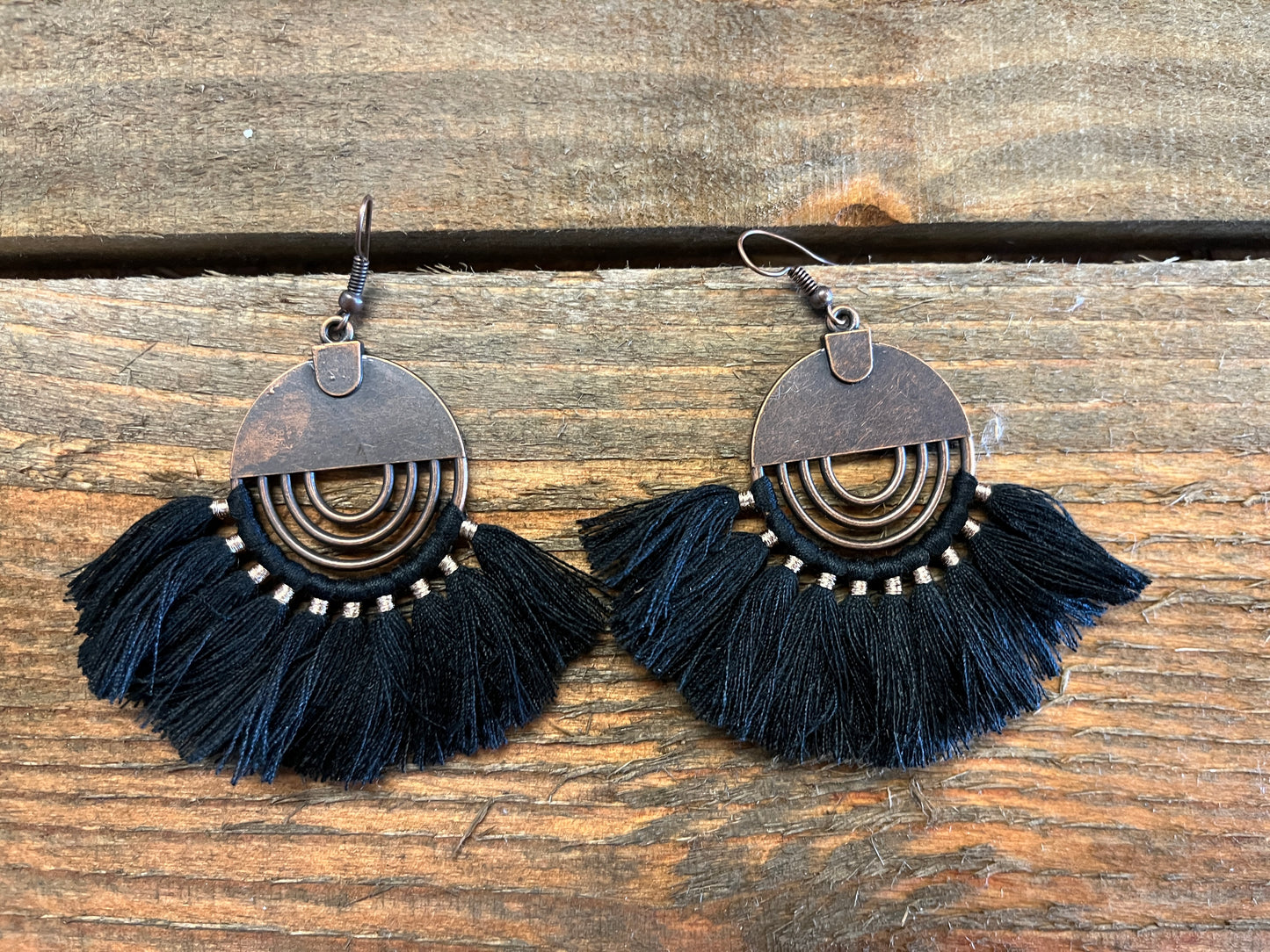 Black fan tassel earring